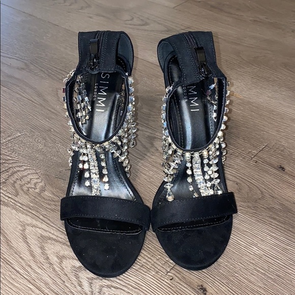 Black Heels with Dangling crystals on ankle Size 7 - Picture 5 of 7